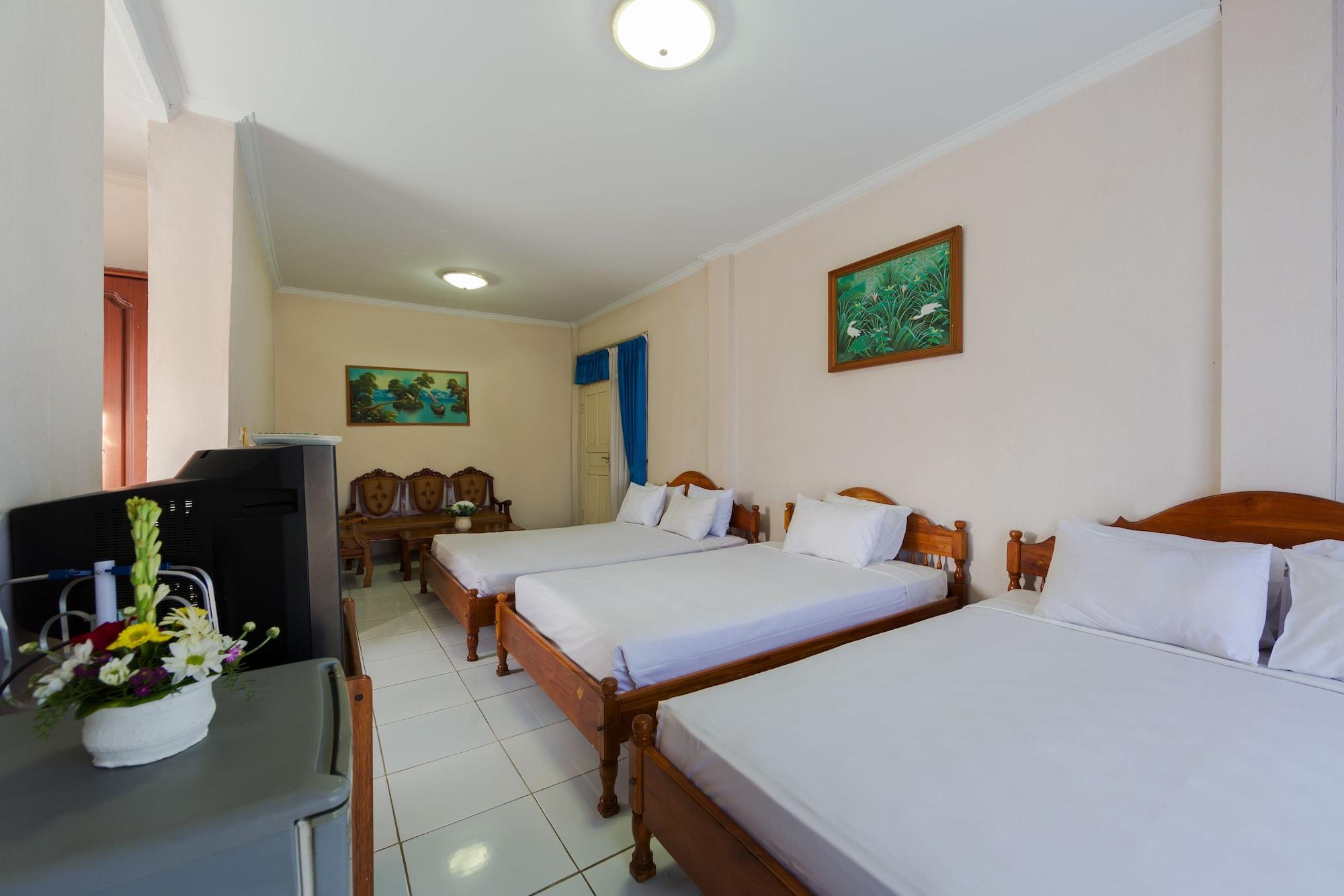 Oyo 3134 Puri Tamu Hotel جيمباران المظهر الخارجي الصورة