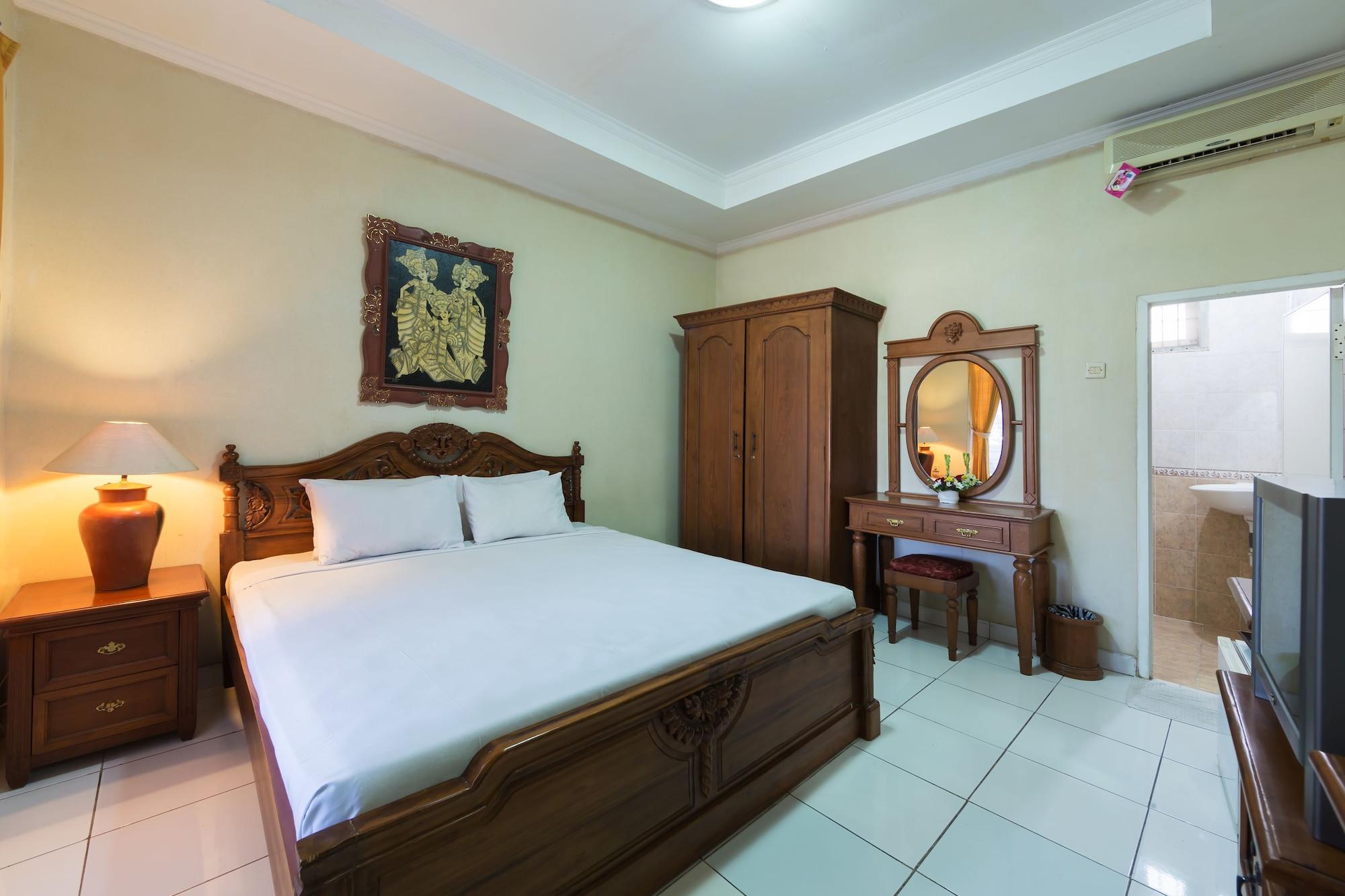 Oyo 3134 Puri Tamu Hotel جيمباران المظهر الخارجي الصورة