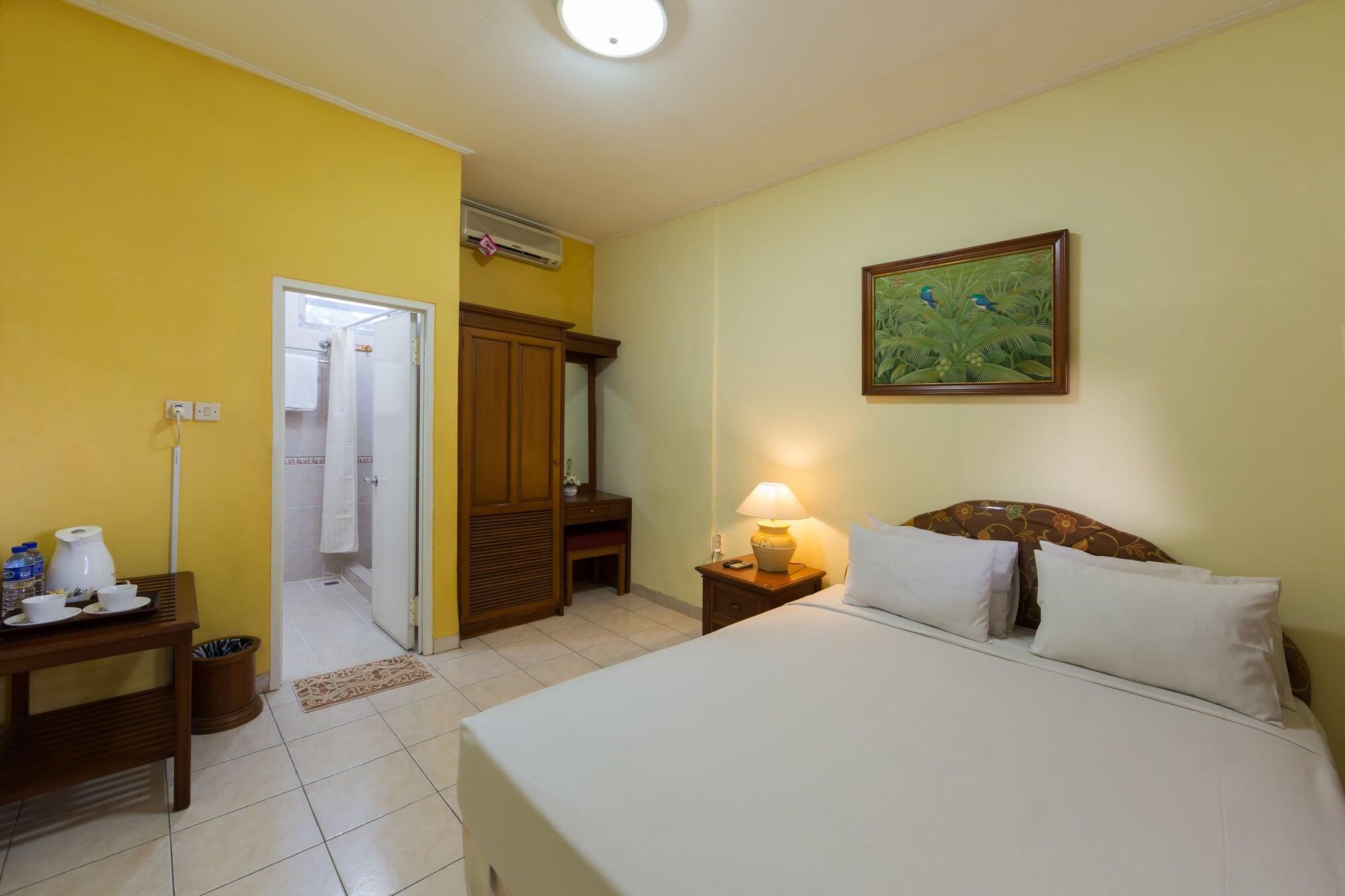 Oyo 3134 Puri Tamu Hotel جيمباران المظهر الخارجي الصورة