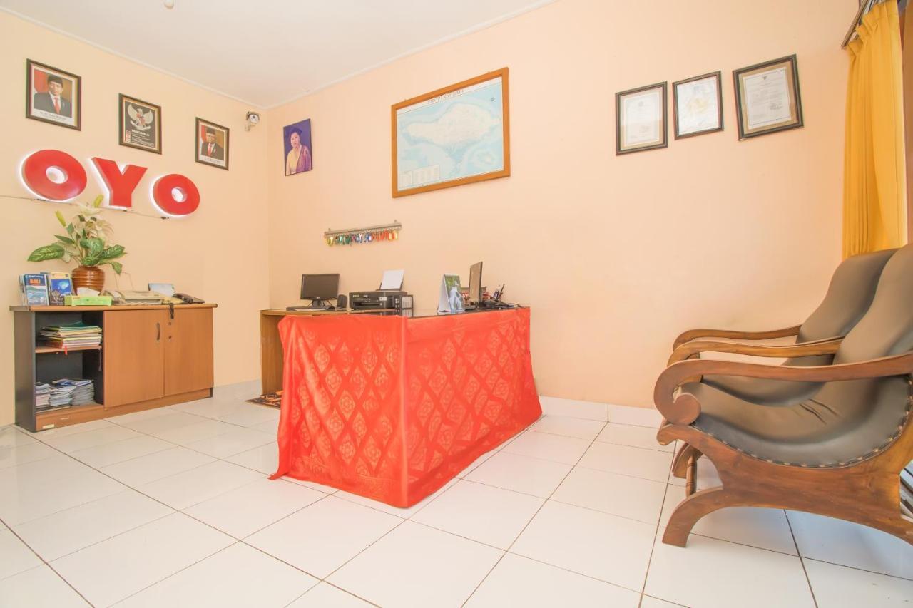 Oyo 3134 Puri Tamu Hotel جيمباران المظهر الخارجي الصورة