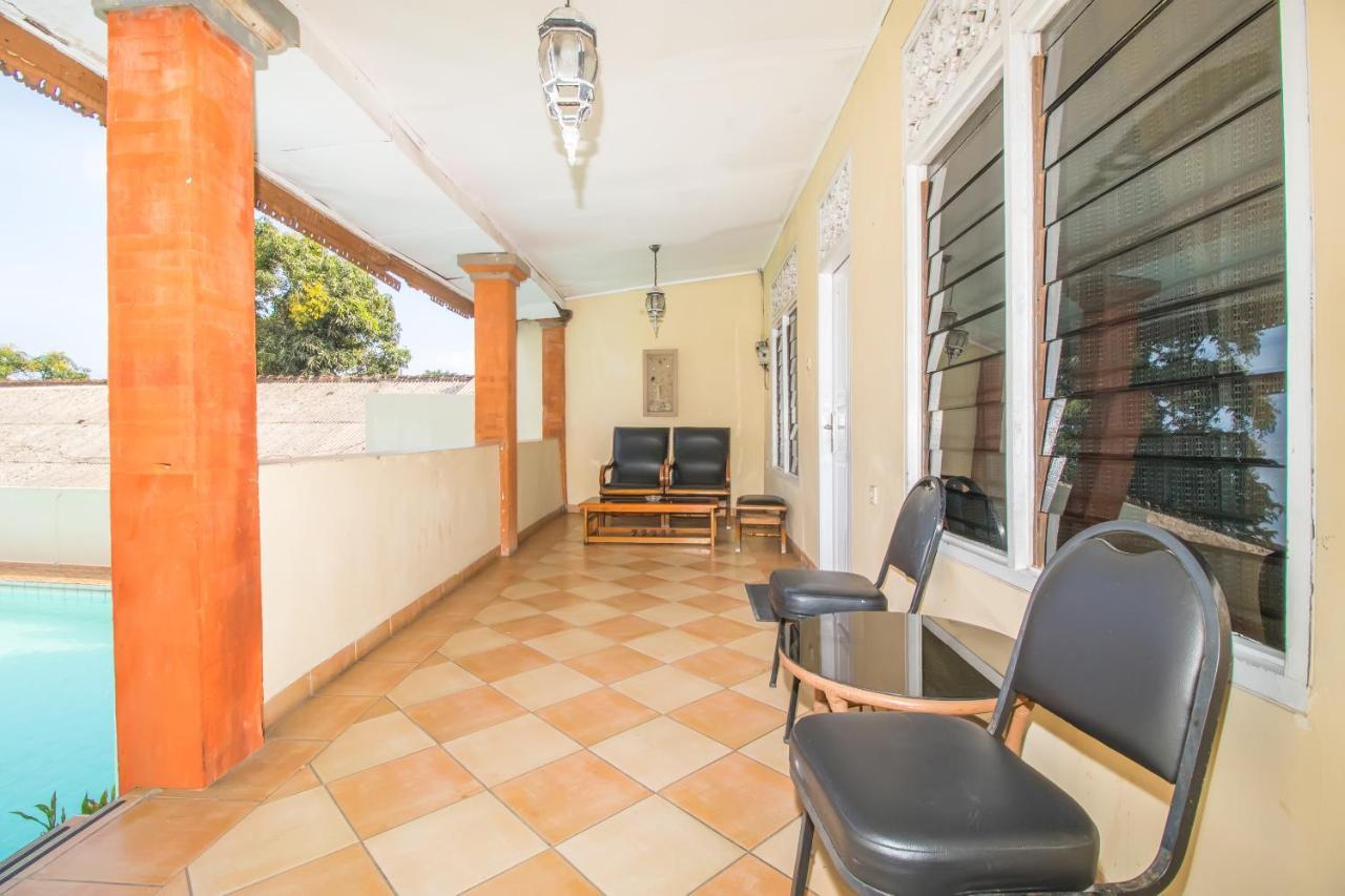 Oyo 3134 Puri Tamu Hotel جيمباران المظهر الخارجي الصورة