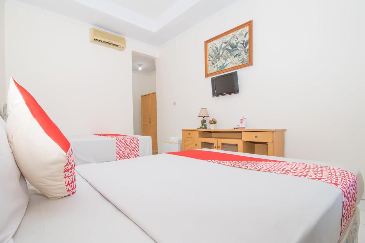 Oyo 3134 Puri Tamu Hotel جيمباران المظهر الخارجي الصورة